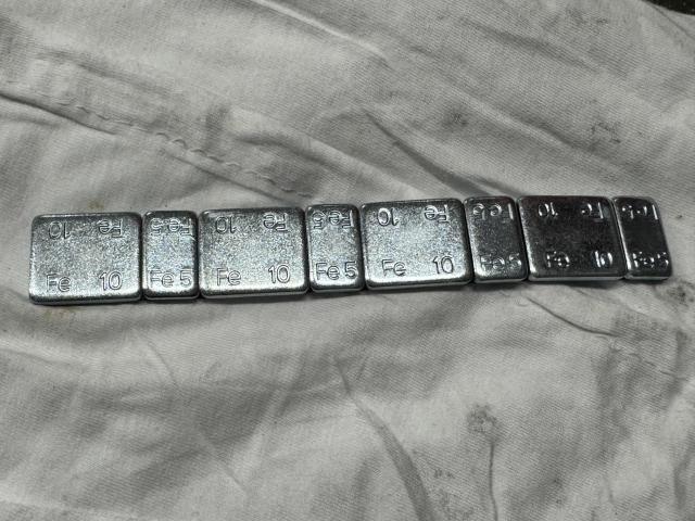 スズキ　エブリイ　部品お店手配　取付　安い　和泉市部品取付　泉大津市部品取付　高石市部品取付　堺市部品取付　岸和田市部品取付　南大阪部品取付　泉州部品取付　土日祝営業　自社工場　無料代車貸し出し　無料見積もり　