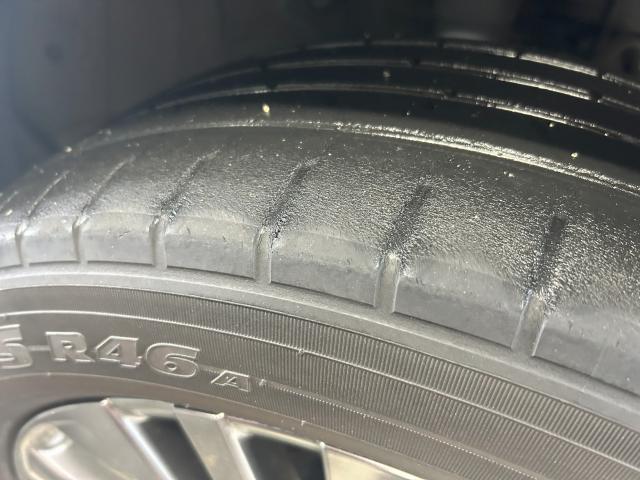 トヨタ　ハリアー　タイヤ交換　安い　和泉市タイヤ交換　泉大津市タイヤ交換　高石市タイヤ交換　堺市タイヤ交換　岸和田市タイヤ交換　南大阪タイヤ交換　泉州タイヤ交換　土日祝営業　無料代車貸し出し　無料見積もり　最短当日返却