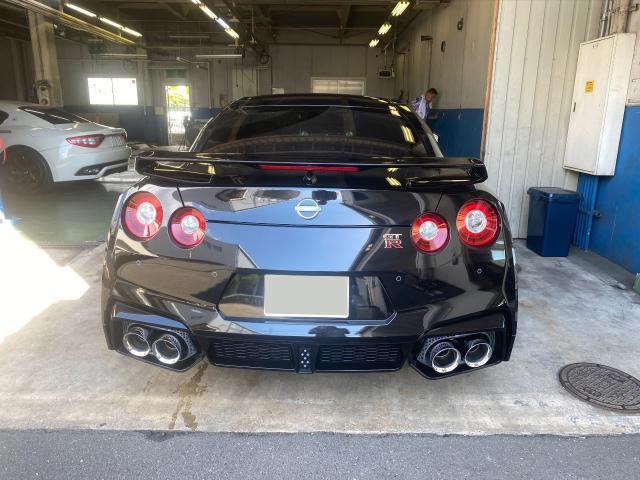 日産　GT-R R35 イノテックマフラー取付け