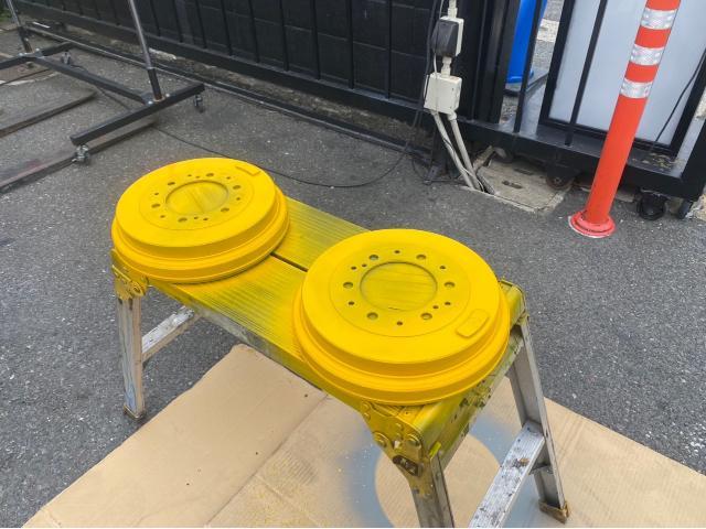 トヨタ　ハイエース　キャンピングカー　キャリパー塗装