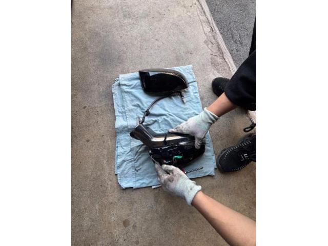 トヨタ アルファード ミラーカメラユニットカーテシーランプ不良 交換