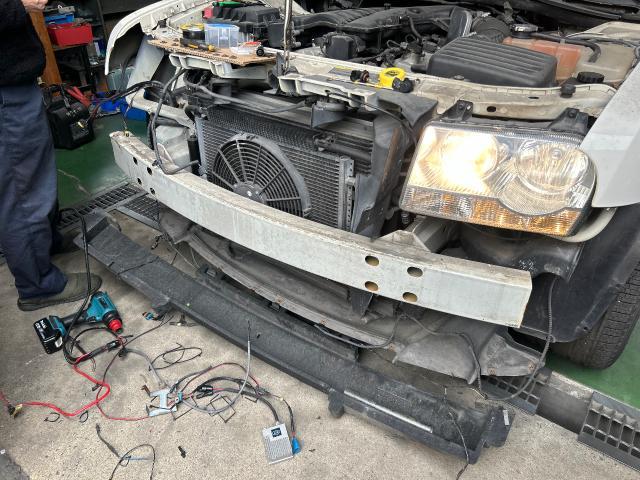 クライスラー　クライスラー・３００　電装系　ヘッドライト点灯、切替不良修理