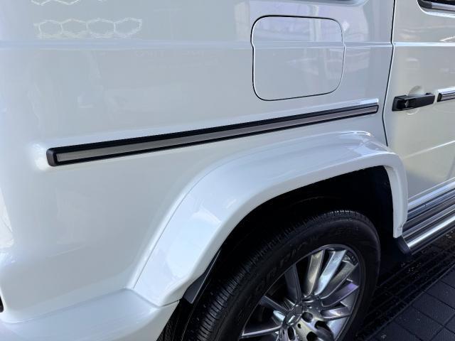 メルセデス・ベンツ　Ｇクラス　G400d 　サイドモール、グリル、前後メッキパーツ　ブラックアウト