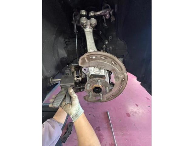 レクサス　ＬＣ500 コンバーチブル　ブレーキパッド交換