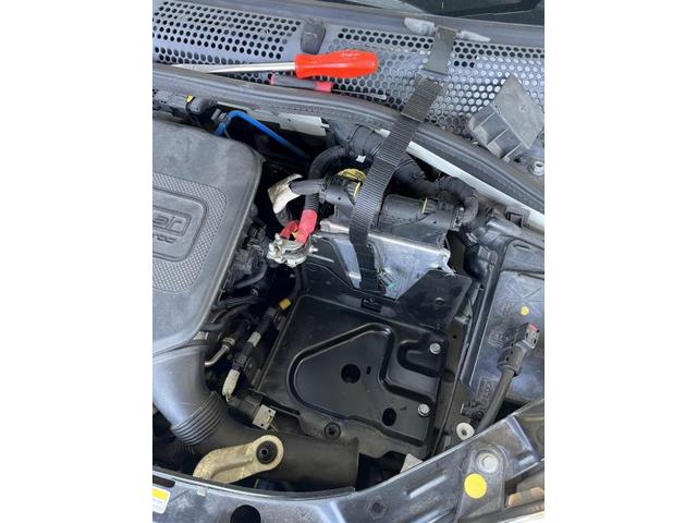 デュアロジックユニット交換 フィアット 500 ABA-31209 地域密着 整備工場 車検 修理 鈑金 塗装 事故修理 保険各種 パーツ持込取付 奈良 北葛城郡 広陵町 磯城郡 田原本町 大和高田市 橿原市 葛城市 香芝市 御所市