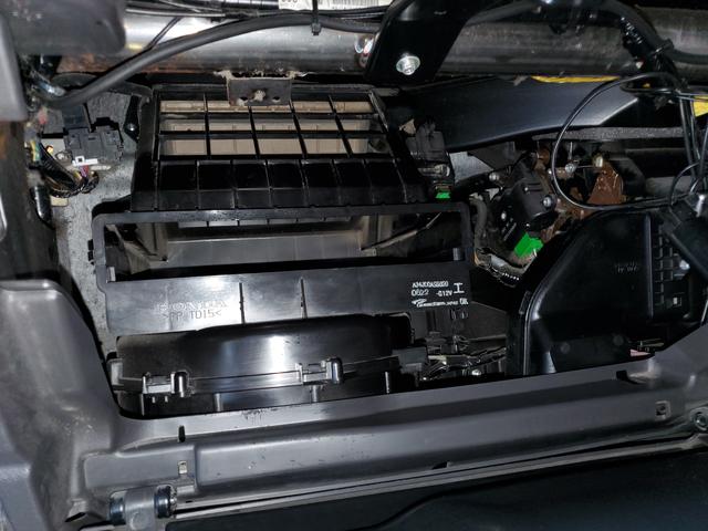 ホンダ　ステップワゴン　ＲＫ1　パワーウィンドスイッチ不良　エアコンフィルター交換　自動車工房ＰＲＯＵＤ