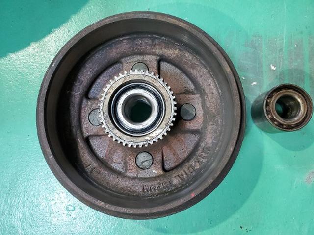 スズキ ワゴンR MH21S 走行中異音 ハブベアリング交換 和泉市 自動車工房PROUD|グーネットピット スズキ ワゴンR MH21S 走行中異音 ハブベアリング交換 和泉市 自動車工房PROUD|グーネットピット