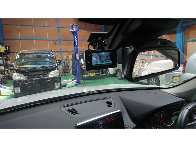 BMW X1 ドライブレコーダー取付　コムテックZDR-025　前後ドライブレコーダー　和泉市　自動車工房PROUD
