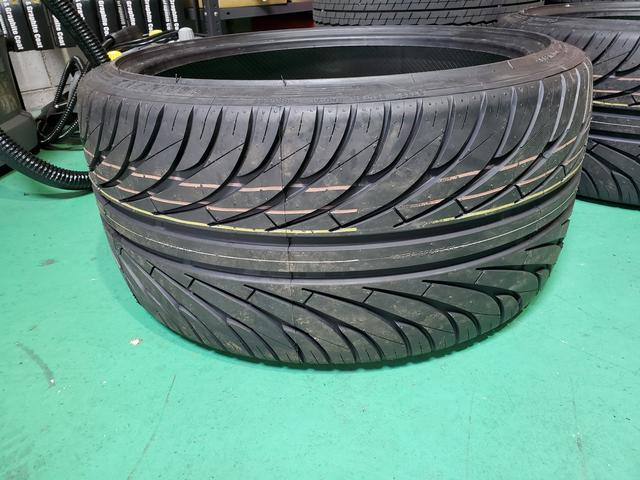 持込ホイール タイヤ組付け GTーR Z35 255/30R20 持込ホイール タイヤ組付け GTーR Z35 255/30R20