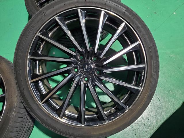 トヨタ　ヴェルファイア　タイヤ交換　２４５/４５R１９　和泉市　自動車工房PROUD