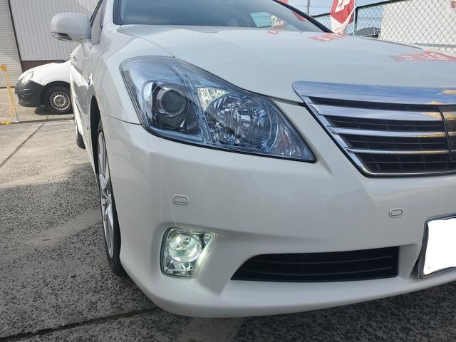 トヨタ　クラウン　電球交換　持込OK　和泉市　自動車工房PROUD