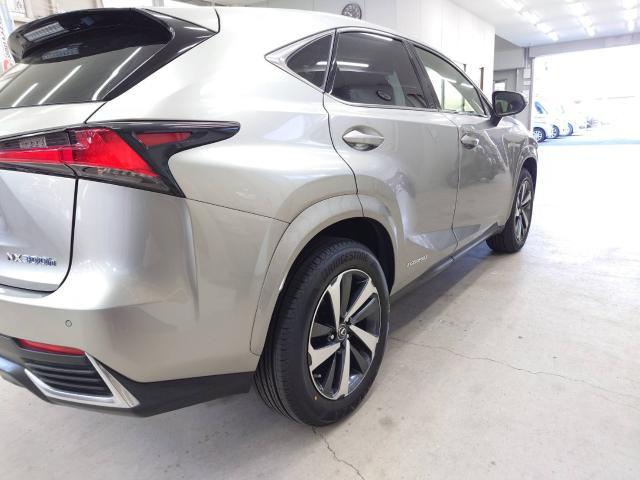 LEXUS NX アーチモール交換 持ち込みOK 近畿運輸局認証工場 車検 整備 中古車販売店 レンタカー コーティング 大阪府泉大津市 自動車工房PROUD ProudCorporation株式会社