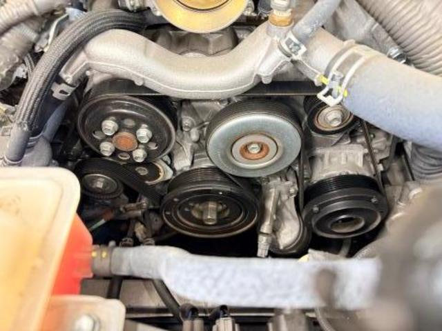 レクサス　ＬＳ　ファンベルト交換　大阪府泉大津市　#proudcorporation株式会社 #自動車工房proud #近畿運輸局認証工場 #車検 #整備 #新車販売 #中古車販売 #レッカー