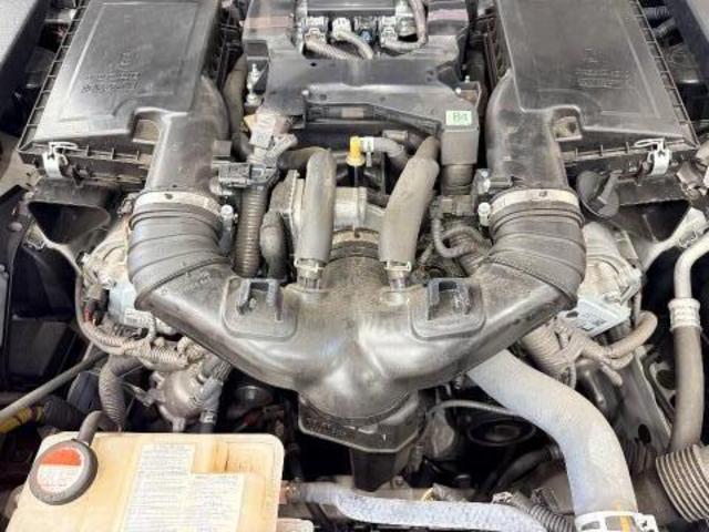 レクサス　ＬＳ　ファンベルト交換　大阪府泉大津市　#proudcorporation株式会社 #自動車工房proud #近畿運輸局認証工場 #車検 #整備 #新車販売 #中古車販売 #レッカー