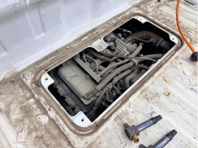 スズキ　キャリイトラック　プラグ交換　吹き上げが悪い　大阪府泉大津市　#proudcorporation株式会社 #自動車工房proud #近畿運輸局認証工場 #車検 #整備 #新車販売 #中古車販売 #レッカー#大阪レッカー