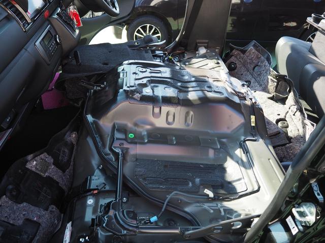トヨタ　ハイエース　エンジンルーム防音・断熱シートを取り付けさせていただきました。　持ち込みパーツ大歓迎　土日営業　滋賀　アットカーズ