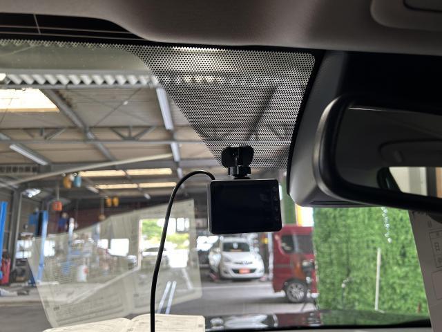 ＲＡＶ４　ドラレコ取付　持ち込みパーツ大歓迎　安い　土日営業　代車無料　滋賀　守山　アットカーズ
