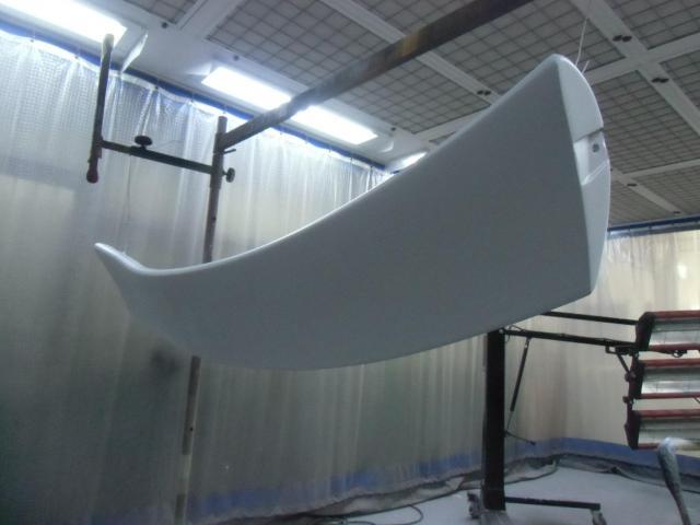 ホンダ　シビック　リアウィングセンターピースの修復依頼になります！