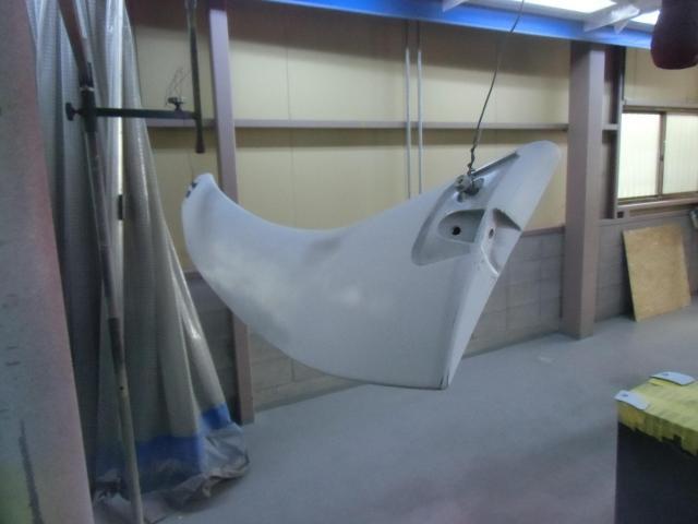 ホンダ　シビック　リアウィングセンターピースの修復依頼になります！