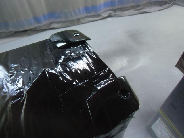 ホンダ　シビック　リアウィングセンターピースの修復依頼になります！