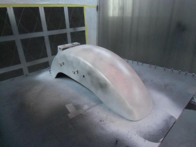 ホンダ　ＶＲＸ リアフェンダー塗装プラススムージング加工の御依頼いただきました。