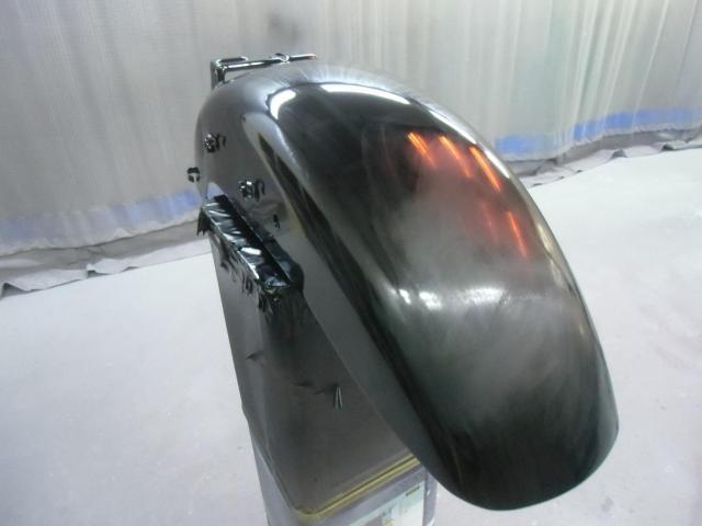 ホンダ　ＶＲＸ リアフェンダー塗装プラススムージング加工の御依頼いただきました。