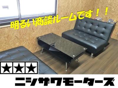当店商談スペースになります。