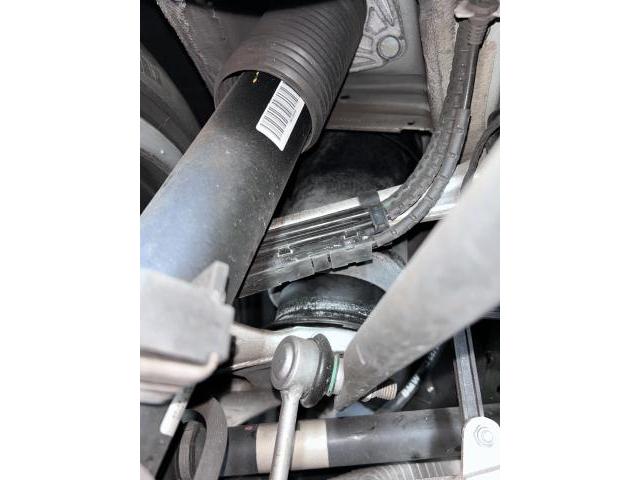 ＢＭＷ　Ｘ５　サスペンション・足回りパーツ取付　京田辺.エアフォルク