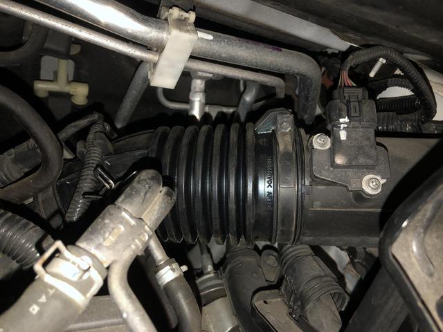 H22年式 ホンダ ステップワゴン エンジン不調・エアダクト交換