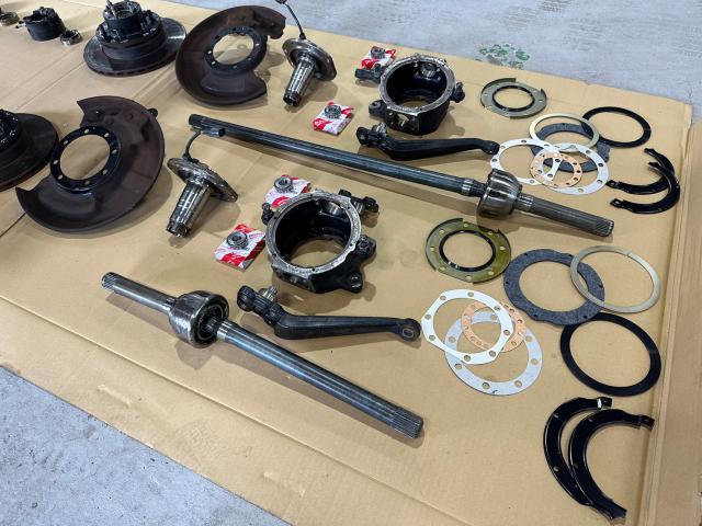 滋賀県】TOYOTA ランドクルーザープラド 78 フロントハブOH 修理 滋賀県】TOYOTA ランドクルーザープラド 78 フロントハブOH 修理