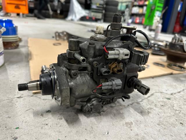 滋賀県】TOYOTA 78プラド 噴射ポンプ 交換 修理 メンテナンス 滋賀県】TOYOTA 78プラド 噴射ポンプ 交換 修理 メンテナンス