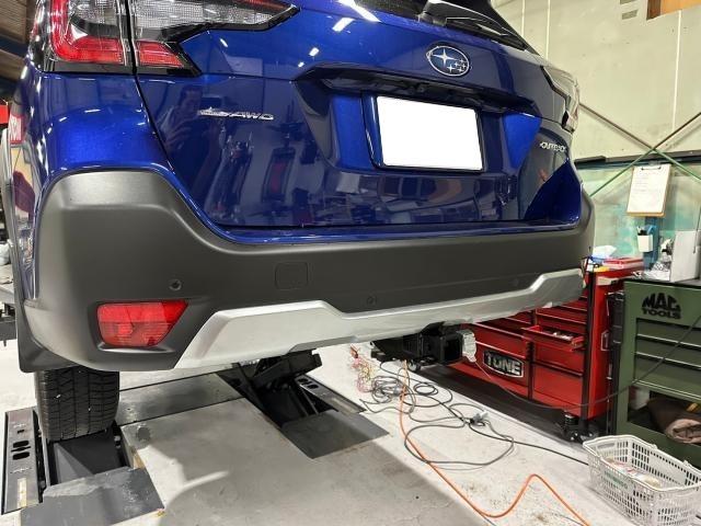 【滋賀県】SUBARU レガシィ ヒッチメンバー取付 電源取付 加工 メンテナンス カスタム アウトドア 修理 不具合【東近江市】