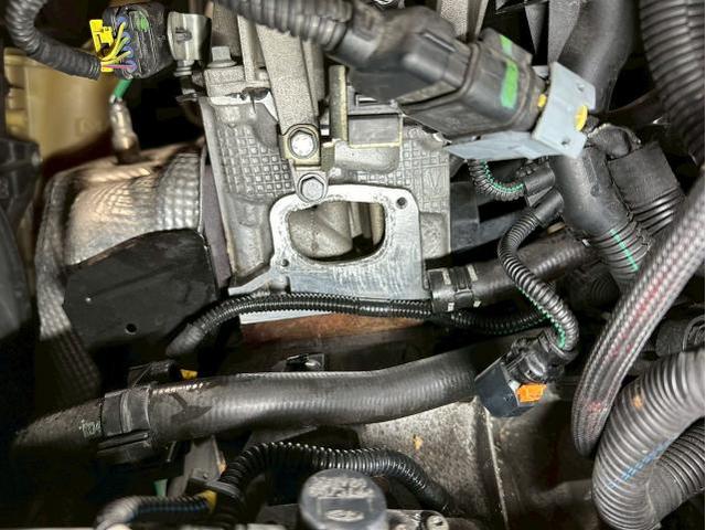 【滋賀県】FIAT 500 水漏れ ラジエターホース ハウジング 交換 修理 メンテナンス【東近江市】