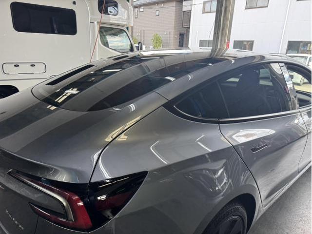 テスラ　モデル３　クリーニング・清掃　外装磨き
