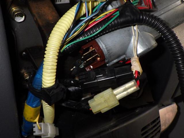 サンバー車検整備　エンジン始動困難　COHC基準値オーバー修理　TT2
