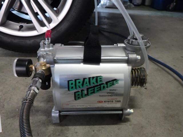 BMW X3　パーキングブレーキ故障修理　アクチュエーター取替え　LDA-WY20　パーツ持ち込み取付・取替・修理・パーツ取寄せ　国産＆輸入車整備・修理・メンテナンス大歓迎！ご予約お待ちしております！