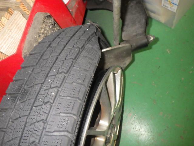 持ち込み　タイヤ組み換え＆バランス　パーツ持ち込み取付・取替・修理・パーツ取寄せ販売　輸入車・国産車・ハイブリッド車の整備・修理・メンテナンス大歓迎！ご予約お待ちしております！