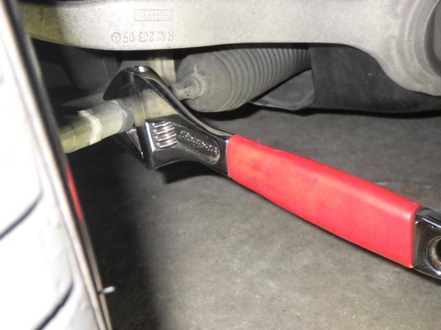 メルセデスベンツSLK200　車検整備　スピードセンサー取替え　DBA-172448　パーツ持ち込み取付・取替・修理・パーツ取寄せ販売　輸入車・国産車・ハイブリッド車の整備・修理・メンテナンス大歓迎！ご予約お待ちしております！