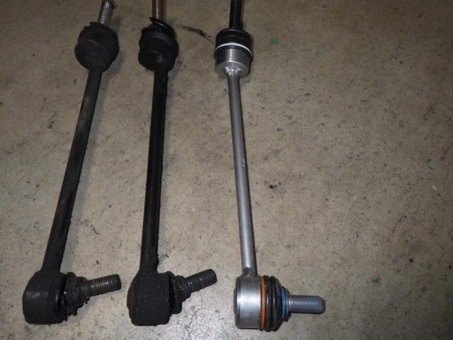 ベンツ　S550　W221　足回り異音修理　DBA-221171　パーツ持ち込み取付・取替・修理・パーツ取寄せ販売　輸入車・国産車・ハイブリッド車の整備・修理・メンテナンス大歓迎！ご予約お待ちしております！