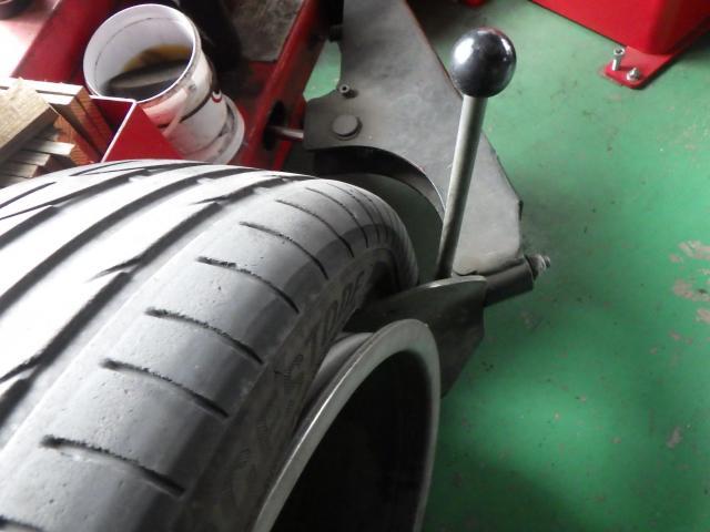 メルセデスベンツ　S550ロング　タイヤ組み替え＆バランス　DBA-222182C　パーツ持ち込み取付・取替・修理・パーツ取寄せ販売　輸入車・国産車・ハイブリッド車の整備・修理・メンテナンス大歓迎！ご予約お待ちしております！