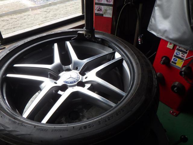 メルセデスベンツ　S550ロング　タイヤ組み替え＆バランス　DBA-222182C　パーツ持ち込み取付・取替・修理・パーツ取寄せ販売　輸入車・国産車・ハイブリッド車の整備・修理・メンテナンス大歓迎！ご予約お待ちしております！