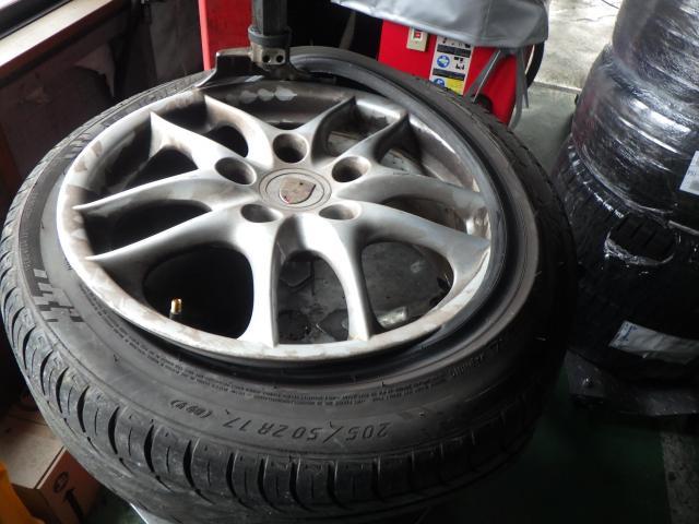 ポルシェ　ボクスター　持ち込みタイヤ組み換え＆バランス　GH-98623　パーツ持ち込み取付け・取替え・パーツ販売　輸入車・国産車・ハイブリッド車の整備・修理・車検・メンテナンス大歓迎！ご予約お待ちしております！