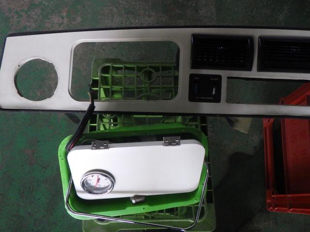 ポールスミス・ローバーＭＩＮＩ　ナビゲーション取付加工　車速パルス　輸入車の整備・修理・車検・メンテナンス・パーツ持込み取付け・取替え（持込み割増なし）大歓迎！輸入車の事なら雅自動車工業へ！