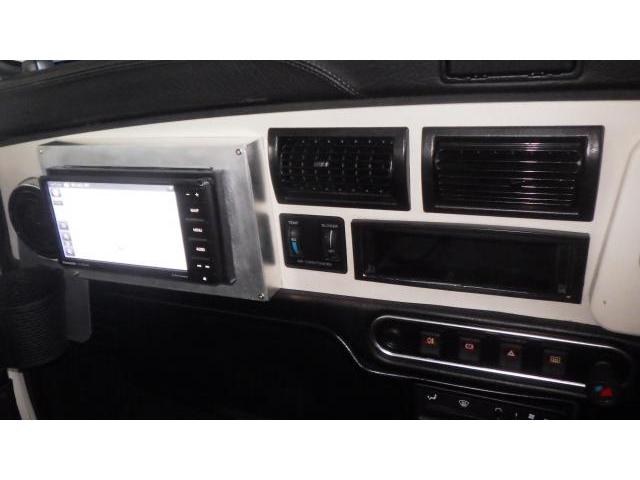 ポールスミス・ローバーＭＩＮＩ　ナビゲーション取付加工　車速パルス　輸入車の整備・修理・車検・メンテナンス・パーツ持込み取付け・取替え（持込み割増なし）大歓迎！輸入車の事なら雅自動車工業へ！