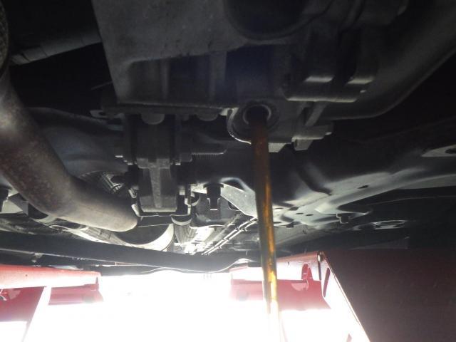 シトロエン　ＤＳ３　ターボソレノイドバルブ・インテークソレノイドバルブ取替え　ギアオイル取替え　クーラーガス補充　輸入車の整備・修理・車検・メンテナンス・パーツ持込み取付け（持込み割増なし）大歓迎！輸入車の事なら雅自動車工業へ！