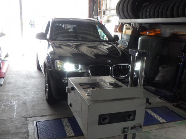 ＢＭＷ　Ｘ３　輸入車車検整備　エンジンオイル　オイルフィルター取替え　輸入車の整備・修理・車検・メンテナンス・パーツ持込み取付け（持込み割増なし）大歓迎！輸入車の事なら雅自動車工業へ！