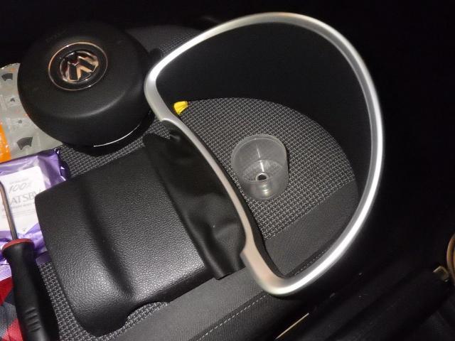 フォルクスワーゲン　ザ・ビートル　ステアリングロックシリンダ取替え　スピードセンサー取替え　輸入車の整備・修理・車検・メンテナンス・パーツ持込み取付け（持込み割増なし）大歓迎！輸入車の事なら雅自動車工業へ！