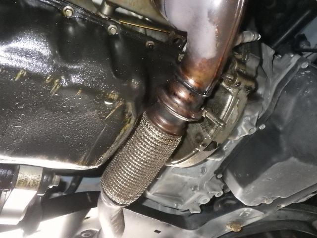 ミニクーパーワン　エンジンオイル漏れ修理　タイミングチェーン取替え　VANOS学習　バルブトロニック学習　輸入車の整備・修理・車検・メンテナンス・パーツ持込み取付け（持込み割増なし）大歓迎！輸入車の事なら雅自動車工業へ！