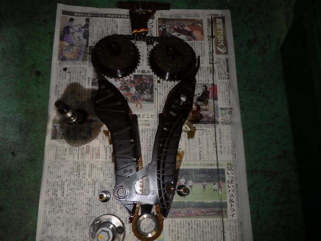 ミニクーパーワン　エンジンオイル漏れ修理　タイミングチェーン取替え　VANOS学習　バルブトロニック学習　輸入車の整備・修理・車検・メンテナンス・パーツ持込み取付け（持込み割増なし）大歓迎！輸入車の事なら雅自動車工業へ！