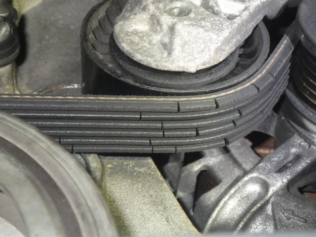 ミニクーパーワン　エンジンオイル漏れ修理　タイミングチェーン取替え　VANOS学習　バルブトロニック学習　輸入車の整備・修理・車検・メンテナンス・パーツ持込み取付け（持込み割増なし）大歓迎！輸入車の事なら雅自動車工業へ！